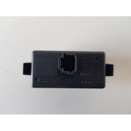 8200214896A COMANDO LUCI DI EMERGENZA E CHIUSURA RENAULT CLIO 1.2 B 55KW 2010