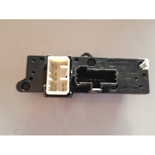 156067821 PULSANTE GRUPPO DI COMANDO QUATTROFRECCE ALFA ROMEO 159 2009 156067820  