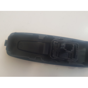 809605274R COMANDO INTERRUTTORE ALZAVETRO ANTERIORE DESTRO RENAULT MEGANE IV 2017
