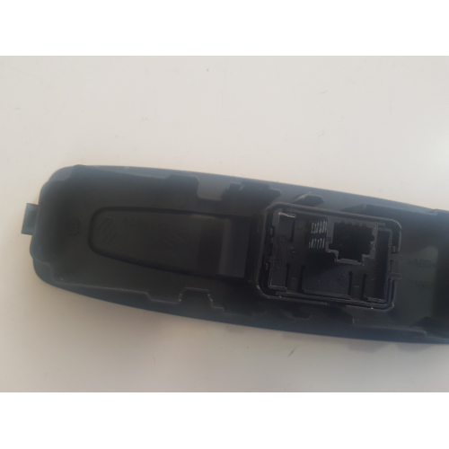 809605274R COMANDO INTERRUTTORE ALZAVETRO ANTERIORE DESTRO RENAULT MEGANE IV 2017