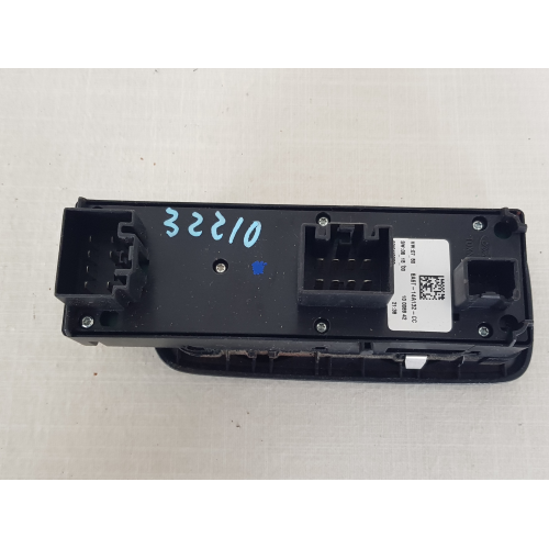 8A6T-14A132-CC PULSANTIERA COMANDO ALZAVETRO FORD FIESTA 1.4 71KW 3P B/GPL 5M 2010