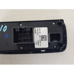 8A6T-14A132-CC PULSANTIERA COMANDO ALZAVETRO FORD FIESTA 1.4 71KW 3P B/GPL 5M 2010