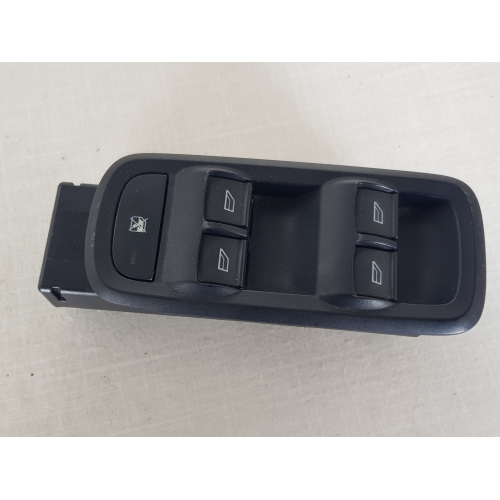 8A6T-14A132-CC PULSANTIERA COMANDO ALZAVETRO FORD FIESTA 1.4 71KW 3P B/GPL 5M 2010