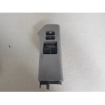 74232-0D110 COMANDO INTERRUTTORE ALZAVETRO ANTERIORE SINISTRA TOYOTA YARIS 1.3 B 64KW 2008