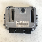 8200527725 CENTRALINA MOTORE ECU RENAULT MEGANE SCENIC 1.9 D 2006 0281012589 
