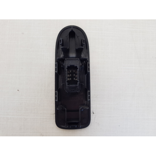 96637534XT PULSANTIERA ANTERIORE DESTRA PASSEGGERO CITROEN C3 2010