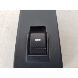 YUD501070PVJ PULSANTIERA ALZAVETRO ANTERIORE DESTRO LAND ROVER DISCOVERY 3 2.7 D 140KW 2005