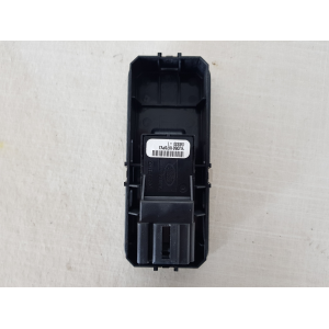 YUD501070PVJ PULSANTIERA ALZAVETRO ANTERIORE DESTRO LAND ROVER DISCOVERY 3 2.7 D 140KW 2005