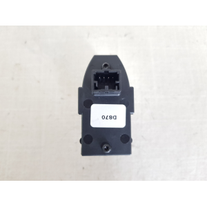 1560944790 COMANDO INTERRUTTORE ALZAVETRO POSTERIORE DESTRO ALFA ROMEO GIULIETTA 1.6 D 88KW 2019