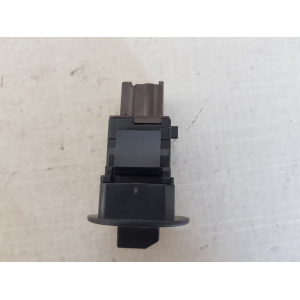 681995290R COMANDO INTERRUTTORE AIRBAG ON OFF RENAULT CAPTUR 0.9 B 66KW 2014