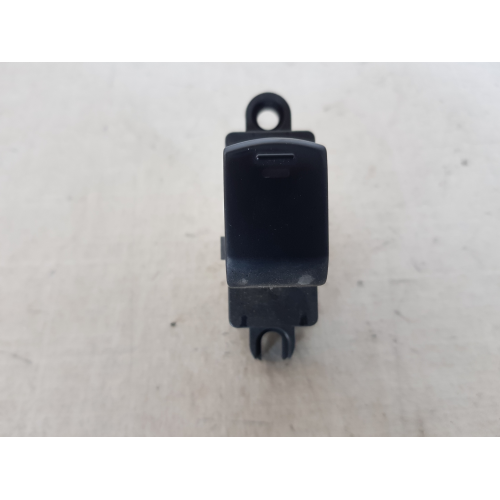 PULSANTE COMANDO ALZAVETRO ANTERIORE DESTRO NISSAN MICRA K12 1.5 B 51KE 2015