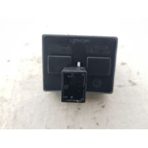 6Q0959858 COMANDO INTERRUTTORE ALZAVETRO ANTERIORE SINISTRO VOLKSWAGEN POLO 1.4 D 59KW 2006