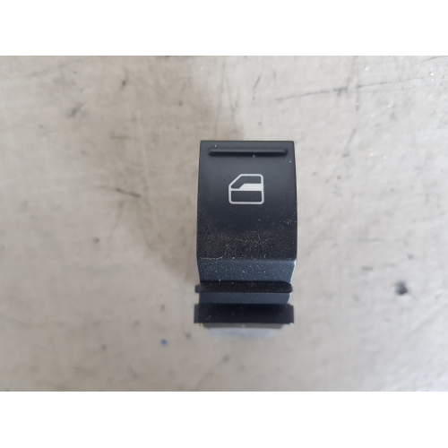 7L69598558 COMANDO INTERRUTTORE ALZAVETRO ANTERIORE DESTRA VOLKSWAGEN PASSAT 1.4 TSI 90KW 2011