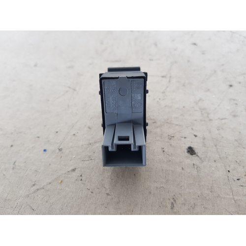 7L69598558 COMANDO INTERRUTTORE ALZAVETRO ANTERIORE DESTRA VOLKSWAGEN PASSAT 1.4 TSI 90KW 2011