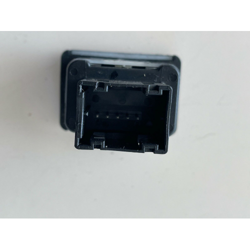 735429751 PRESA USB AUTORADIO FIAT GRANDE PUNTO 2006