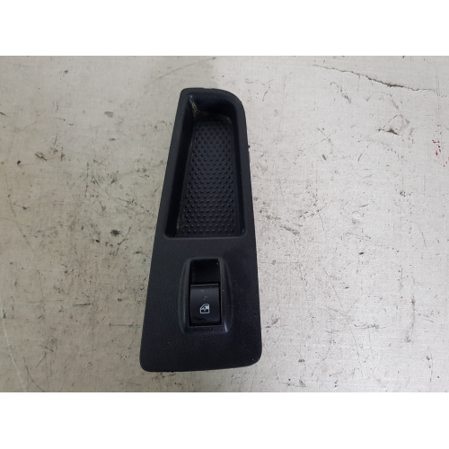 735474939 COMANDO INTERRUTTORE ALZAVETRO ANTERIORE DESTRO LANCIA DELTA 1.6 D 88KW 2009