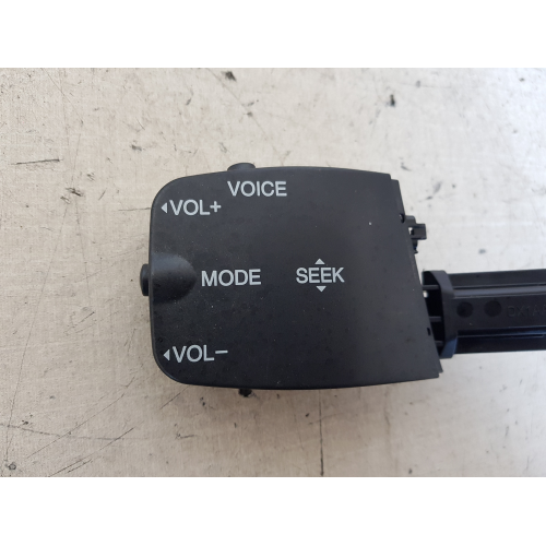 3M5T-14K147 COMANDI RADIO AL VOLANTE FORD FOCUS 2.0 B/GPL 107KW 2009
