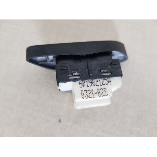 6R1962125R COMANDO CHIUSURA PORTE VOLKSWAGEN POLO 1.2 D 55KW 2011 