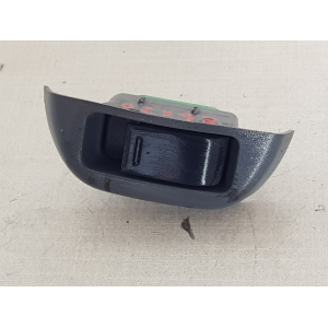 64610-0HC1GA PULSANTE COMANDO ALZAVETRO ANTERIORE DESTRA CITROEN C1 1.0 B 50KW 2008
