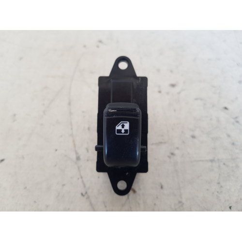 P96269358 COMANDO INTERRUTTORE ALZAVETRO DAEWOO NUBIRA R 1.6 B 76KW 2002