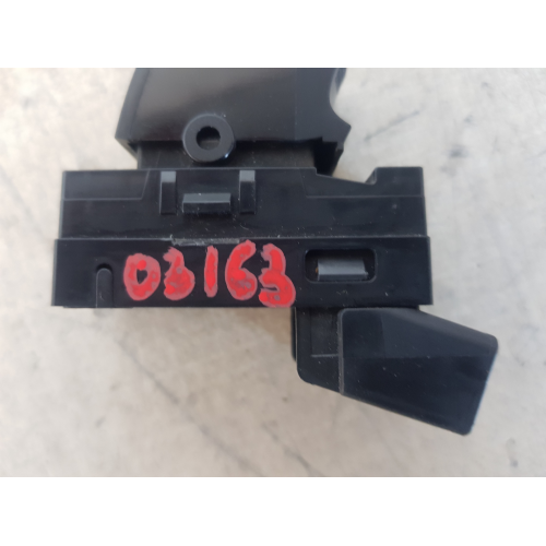 62J00290T PULSANTE COMANDO ALZAVETRO SUZUKI SWIFT 1.3 D 55KW 2008 Z13DTJ