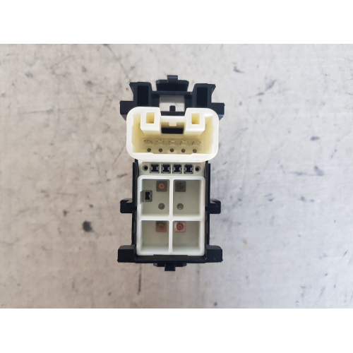 829-2T80 COMANDO INTERRUTTORE ALZAVETRO TOYOTA AYGO 1.0 B 53KW 2019  