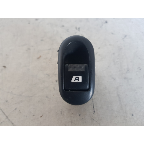 96401469XT PULSANTE COMANDO ALZAVETRO CITROEN C3 1.4 D 50KW 2006
