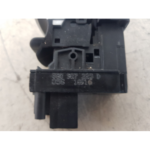 5Q0927225D COMANDO INTERRUTTORE FRENO A MANO ELETTRICO VOLKSWAGEN GOLF 7 VII 1.6 D 81KW ANNO 2016 CXX