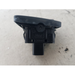 E30583 COMANDO INTERRUTTORE PULSANTE ALZAVETRO FORD KA 1.2 B 51KW 2010
