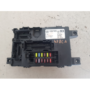 13367920 CENTRALINA FUSIBILIERA SCATOLA FUSIBILI RELÈ OPEL CORSA 1.3 D 70KW 2011