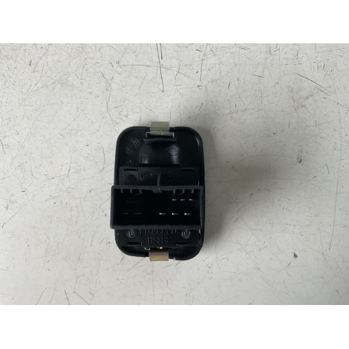 735360607 PULSANTE COMANDO ALZAVETRO ANTERIORE DESTRA LANCIA YPSILON 2007