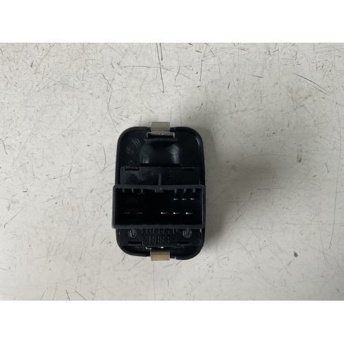 735360607 PULSANTE COMANDO ALZAVETRO ANTERIORE DESTRA LANCIA YPSILON 2007