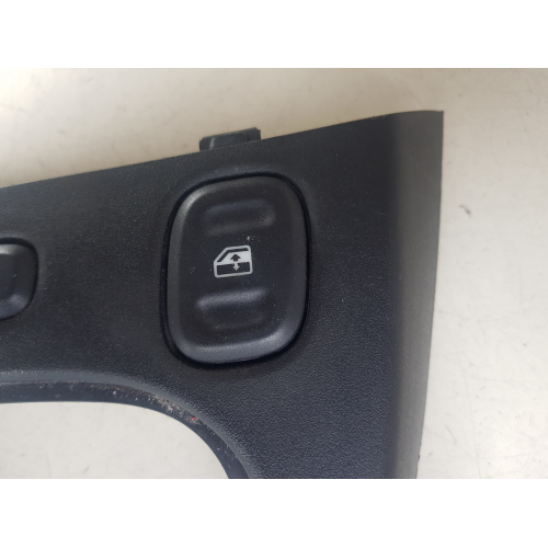 735491912 PULSANTIERA COMANDO ALZAVETRO ANTERIORE FIAT PANDA 1.2 B 51KW 2015