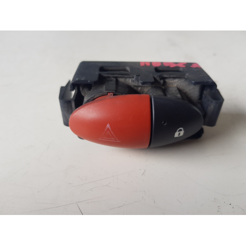 8200214896-A COMANDO INTERRUTTORE MULTIFUNZIONE RENAULT TWINGO 1.2 B 55KW 2010 88300001