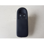 8200356519 PULSANTIERA COMANDO ALZAVETRO ANTERIORE SINISTRA RENAULT CLIO 1.2 B 55KW 2010