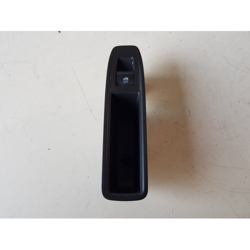 254218388R PULSANTIERA COMANDO ALZAVETRO POSTERIORE SINISTRA RENAULT CAPTUR 1.0 TCE B GPL 74KW ANNO 2022 