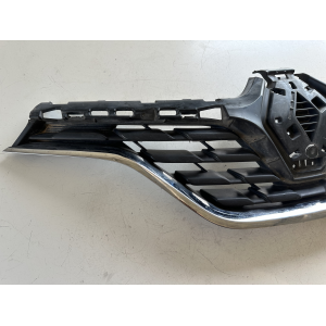 GRIGLIA PARAURTI ANTERIORE RENAULT CAPTUR 0.9 B 66KW 2014