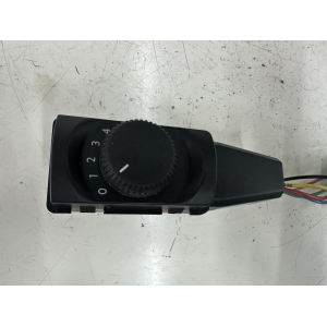96846886XT INTERRUTTORE COMANDO SEDILE RISCALDATO PEUGEOT 5008 1.6 D 84KW 2014