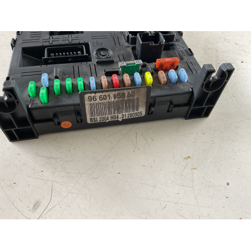9660105880 CENTRALINA SCATOLA PORTA FUSIBILI CITROEN C5 2.0 D 103KW 2012 
