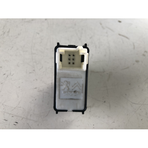 98044803ZD PULSANTE COMANDO ALZAVETRO PEUGEOT 3008 ANNO 2017