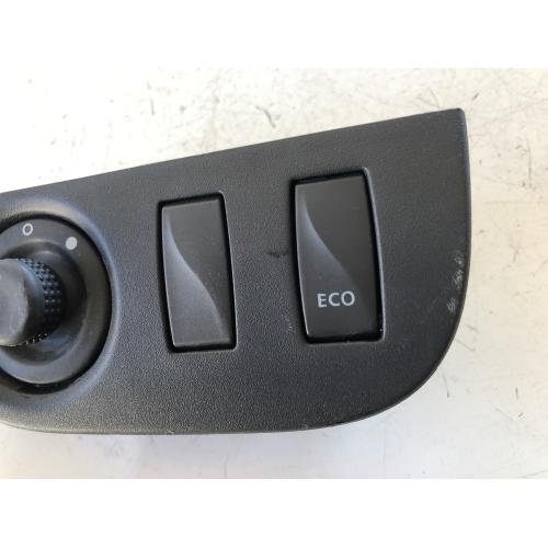 255704649R COMANDO INTERRUTTORE DACIA SANDERO 2015