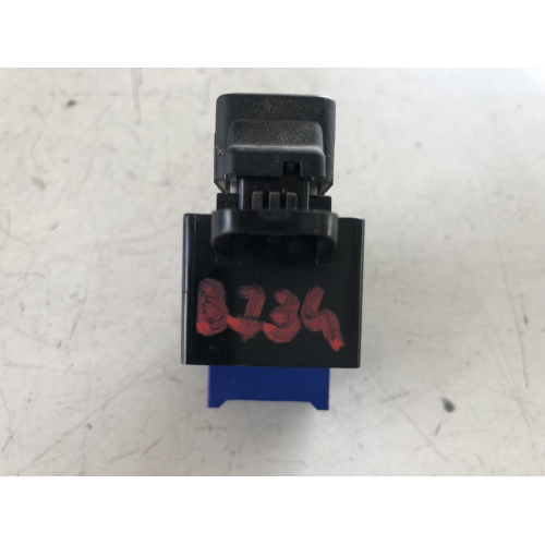 93570-1W010 PULSANTE COMANDO ALZAVETRO KIA RIO 2017