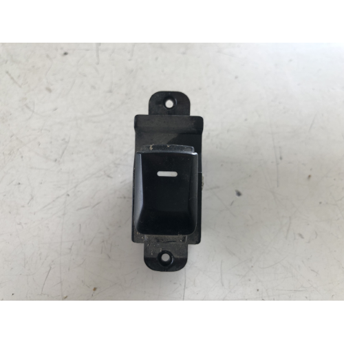 93570-1W010 PULSANTE COMANDO ALZAVETRO KIA RIO 2017