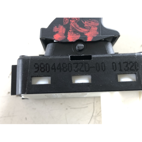 98044803ZD PULSANTE COMANDO ALZAVETRO PEUGEOT 3008 ANNO 2017