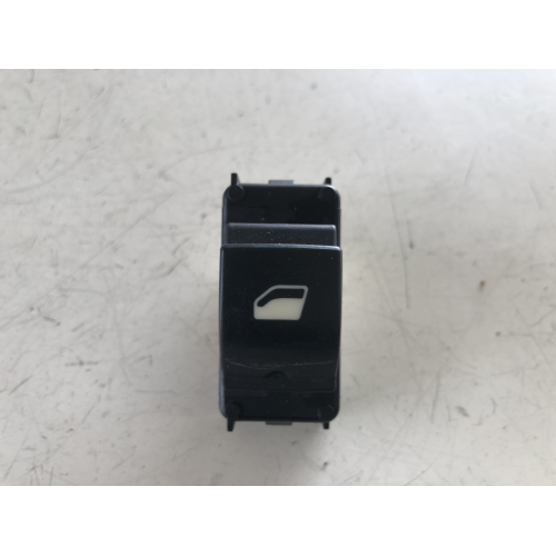 98044803ZD PULSANTE COMANDO ALZAVETRO PEUGEOT 3008 ANNO 2017