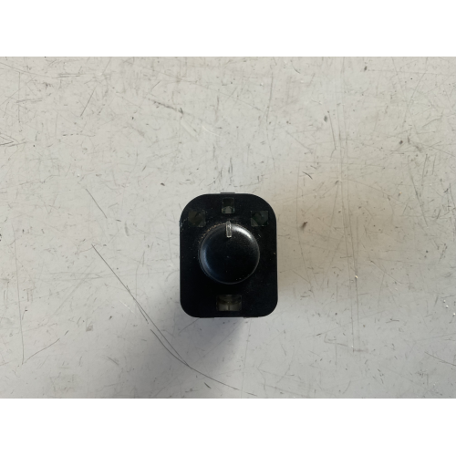 T11-8202570 COMANDO REGOLAZIONE SPECCHI RETROVISORI DR MOTOR DR5 1.6 80KW 5P G 5M (2008) 