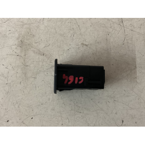 735600659 PORTA USB PER JEEP Renegade 2020