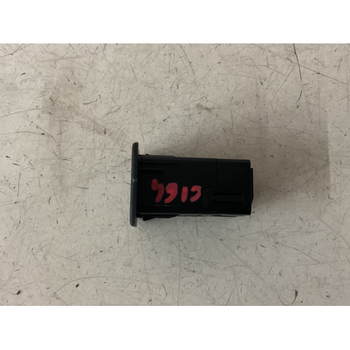 735600659 PORTA USB PER JEEP Renegade 2020