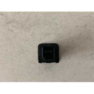 735600659 PORTA USB PER JEEP Renegade 2020