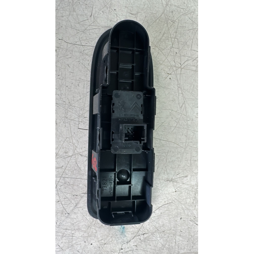 96565184XT PULSANTIERA ANTERIORE DESTRA PEUGEOT 308 1.6 D 66KW 2009
